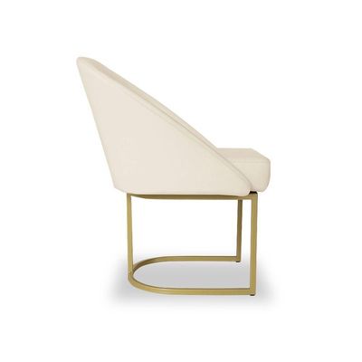 Cadeira Poltrona Lua Decorativa para Quarto em Tecido Veludo Bege