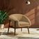 Poltrona Decorativa Yumi Base Madeira Braço Direito Bouclé Camel - Nexta Casa