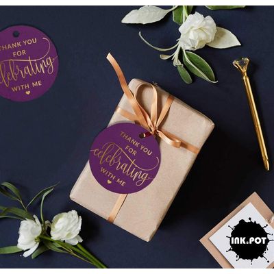 Tag de Papel para Lembrancinha de Aniversário 'Obrigado por Celebrar Comigo' com Acabamento em Foil para Pendurar - Inkdotpot 100 Etiquetas Metalizadas / Roxo - Prata