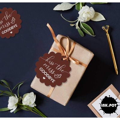 Etiquetas para Pendurar em Papel Metalizado 'Beije a Miss, Diga Adeus' para Lembrancinhas de Chá de Noiva - Inkdotpot 50 Etiquetas Metalizadas / Marrom - Prata