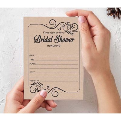 50 Cartões-Jogo Kraft Quadrados em Branco para Preencher Ideias de Presentes em Chá de Noiva e Despedida de Solteira - Inkdotpot 8,89 Cm × 5,08 Cm / Branco - Quantos Beijos?