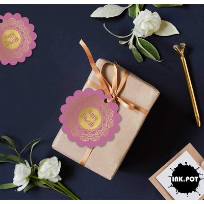 Etiquetas de Papel 'Happy Diwali' para Lembrancinhas com Acabamento Metalizado, Pendentes - Inkdotpot 50 Etiquetas Metalizadas / Rosa - Dourado
