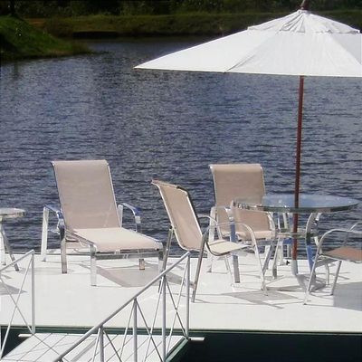 Ombrelone 3,00 Metros De Madeira Com Base Branco