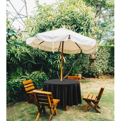 Toalha de Mesa Redonda 147 cm Interno/Externo com Furo para Guarda-Sol, Impermeável, Quintal/Churrasco Preta - Vargottam 147,32 Cm × 147,32 Cm – Com Furo Para Guarda-Sol / Preto