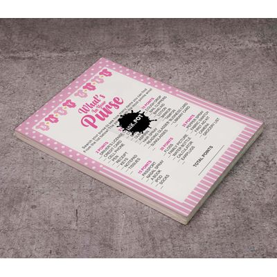 Pacote com 50, Coleção Chá de Bebê para Menina, Jogo 'O Que Há na Sua Bolsa', Atividades, Decorações Tema Poá e Laço - Inkdotpot 12,7 Cm × 17,78 Cm / Branco