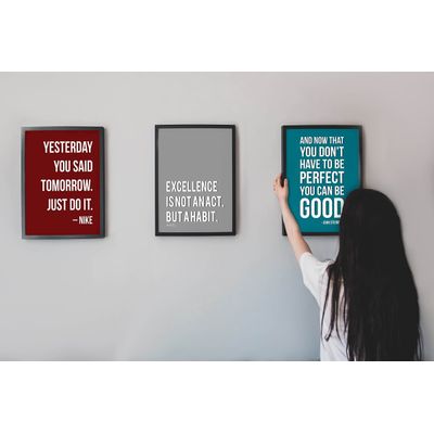 Quadro Motivacional "E Agora Que Você Não Precisa Ser Perfeito Pode Ser Bom" - Citação de John Steinbeck, 1 Unid., Verde - Inkdotpot 25,4 Cm × 30,48 Cm / Moldura Preta
