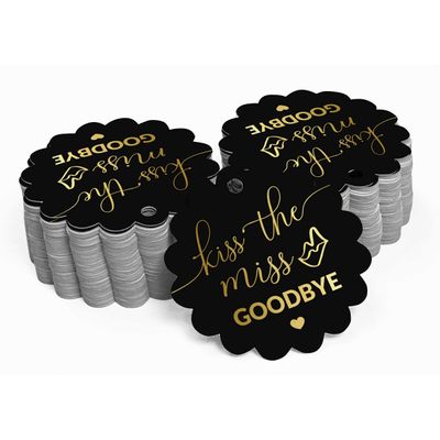 Etiquetas de Papel Metalizado para Pendurar 'Kiss The Miss Goodbye' para Lembrancinhas de Despedida de Solteira - Inkdotpot 50 Etiquetas Metalizadas / Preto - Dourado