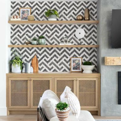 Papel de Parede Vinílico Autoadesivo Impermeável com Estampa Zigzag, Cinza, Removível para Quartos e Salas, para Inquilinos - S4Sassy 63,5 cm (L) × 304,8 cm (C) / Cinza - Vinil Liso