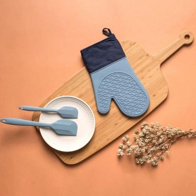 Jogo 2 Luvas Para Forno De Silicone Com Proteção Térmica Oikos Azul Manga Longa 37cm