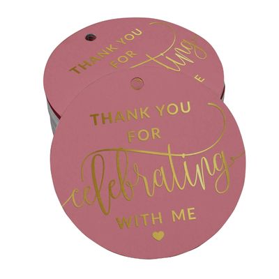 Etiquetas de Papel Penduradas para Lembrancinhas de Aniversário 'Obrigado por Celebrar Comigo' com Foil - Inkdotpot 50 Etiquetas Metalizadas / Rosa - Dourado