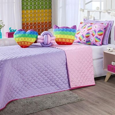 Kit Cobre Leito Colcha Solteiro Pop It Lilás/rosa Dupla Face Com Almofadas Estampadas 06 Peças