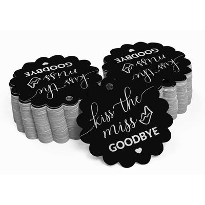 Etiquetas de Papel Metalizado para Pendurar 'Kiss The Miss Goodbye' para Lembrancinhas de Despedida de Solteira - Inkdotpot 50 Etiquetas Metalizadas / Preto - Prata