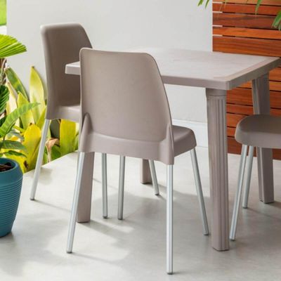 Kit 4 Cadeiras Plástica com Pernas em Alumínio Camurça Cozinha Tramontina Summa Vanda Elegante
