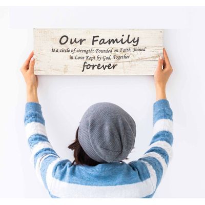 Tela Canvas Esticada: Nossa Família É Um Círculo de Força; Fundada na Fé, Unida no Amor, Mantida por Deus, Juntos para Sempre - Inkdotpot 15,24 Cm × 43,18 Cm / Bege