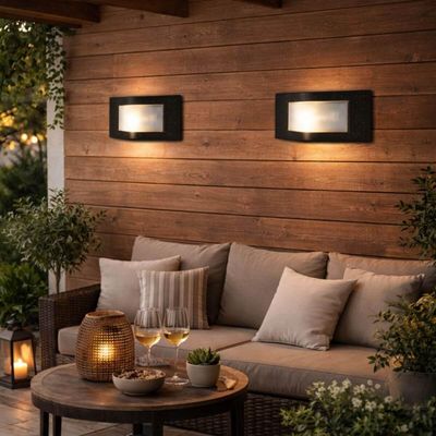 Arandela Luminária Lente Transparente Preto Termoplástico Lâmpada E27 Face Dital