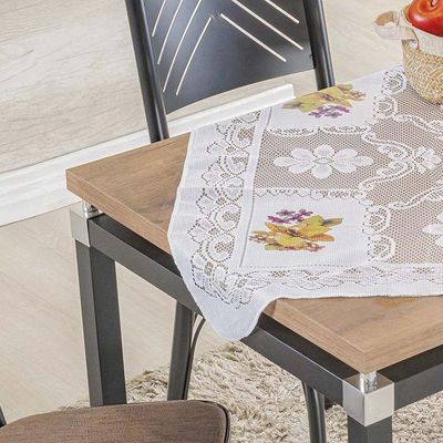 Toalha De Centro De Mesa Em Renda Com Transfer Flores 78cm X 78cm 100% Poliéster - Flores