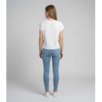 Blusa Feminina Com Estampa Localizada Infinita Cor Branco