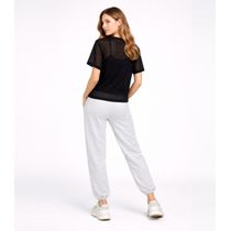 Blusa Feminina Básica Com Tecido Liso Infinita Cor Preto