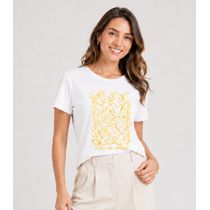 Blusa Feminina Com Estampa Localizada Infinita Cor Bege
