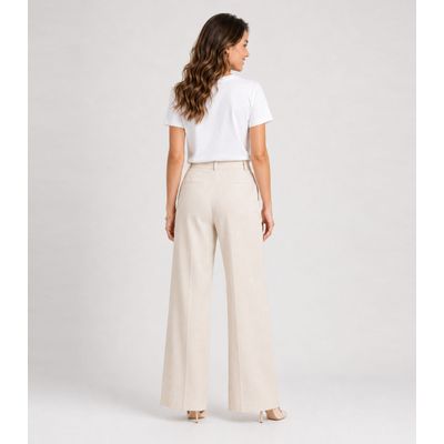 Blusa Feminina Com Estampa Localizada Infinita Cor Bege G / Bege