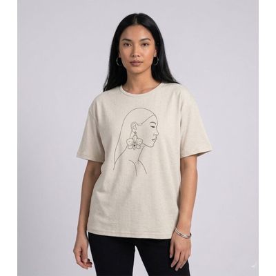 Blusa Feminina Com Estampa Localizada Infinita Cor Bege G / Bege