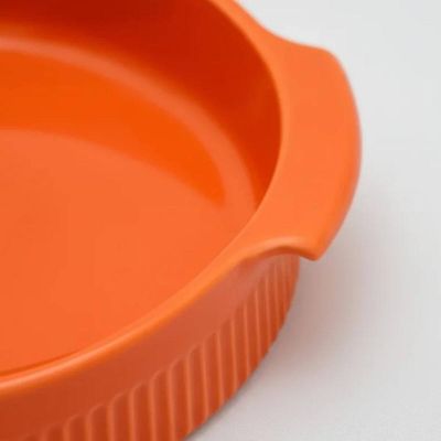 Forma Porcelana Laranja Redonda 25cm com Alça Canelada Assar e Servir Germer