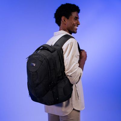 Mochila Masculina Grande Para Notebook Tokyo Preta U / Preto