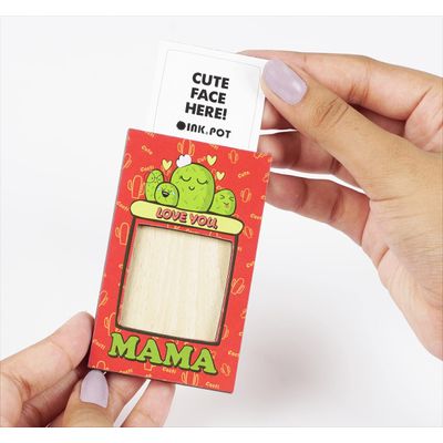 Porta-Foto Magnético para Geladeira "Love You Mama" com Cacto, Mini Porta-Foto, Presente para Mãe | 9 x 5,5 cm - Inkdotpot 9 Cm × 5,5 Cm / Vermelho