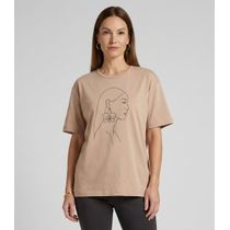 Blusa Feminina Com Estampa Localizada Infinita Cor Marrom