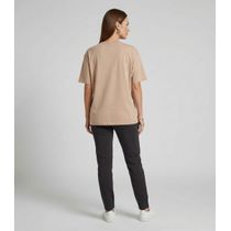 Blusa Feminina Com Estampa Localizada Infinita Cor Marrom