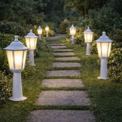 Balizador Branco para Iluminação de Jardim com Lente Fosca Termoplástico Grego Dital