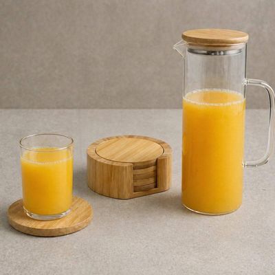 Conjunto Jarra de Vidro com Alça 1L e 6 Porta Copos Redondos com Suporte Bambu Natural Oikos