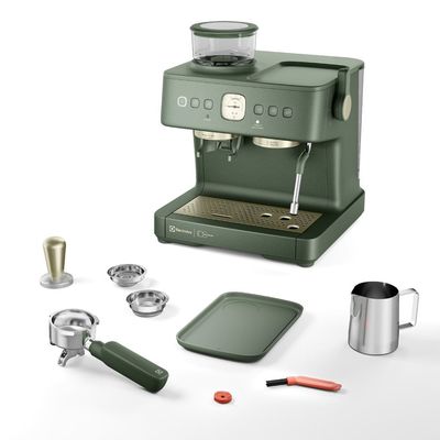 Cafeteira Espresso Electrolux Verde Moedor Integrado Linha 100 anos Celebre Rituais (ECM95) 127V