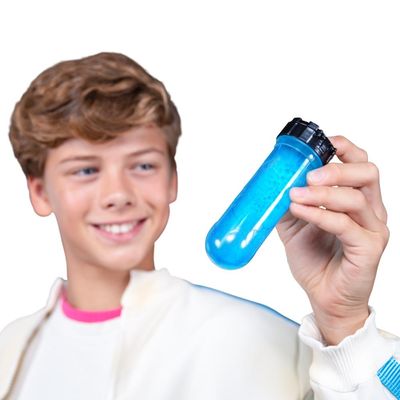 Kit 2 Tubo de Ensaio com 2 Mini Bonecos Swarms MrBeast Lab