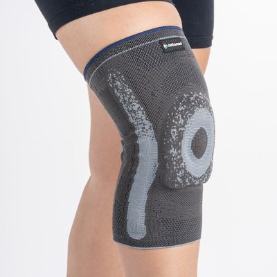 Par de Joelheira Knit Ortho Care Dellamed P / Cinza Chumbo