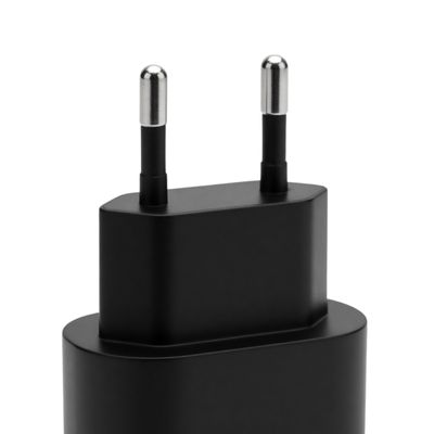 Carregador Turbo USB C Preto Rápido para Smartphone e Tablet