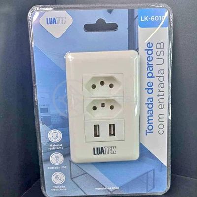 Tomada de Parede com USB Modelo Luxo 2 Entradas 10A 2 Portas 5V Bivolt Branco Smart Bracelet