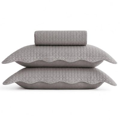 Colcha Casal com 2 Porta Travesseiros Matelassê Cinza Escuro Quadrat Lyor Cama Posta Poliéster